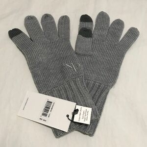 NWT Calvin Klein Tech Fingers Touch Gloves Grey Small Fit Stretchy